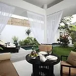 Ranadi Villa